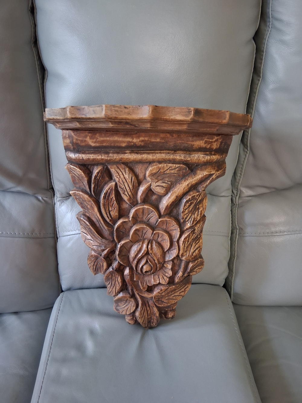 Vintage Hand-Carved Wooden Ornate Wall Corbel Shelf